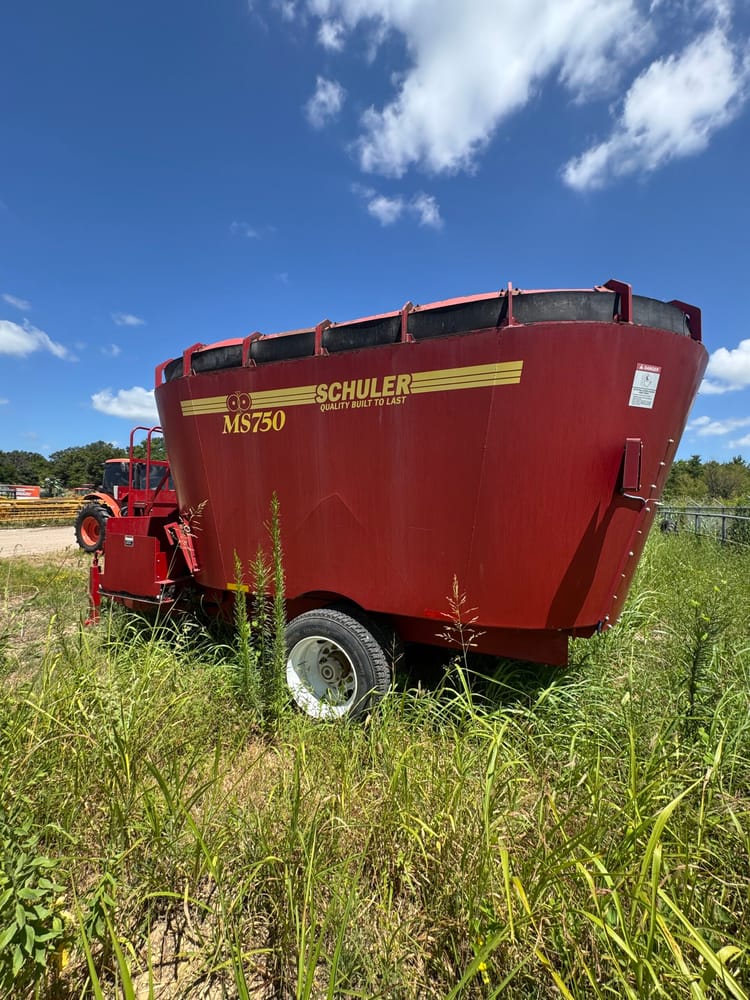 Used Schuler MS750 Feed/Mixer Wagon