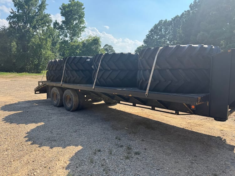 Used Michelin AgriBib 2 520/85 R42 Tires