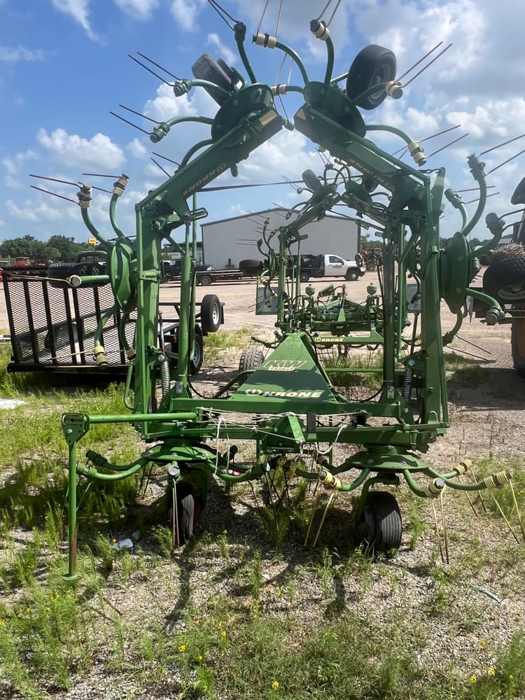 Used Krone KW 7.82/6X7′ Rotary Tedder